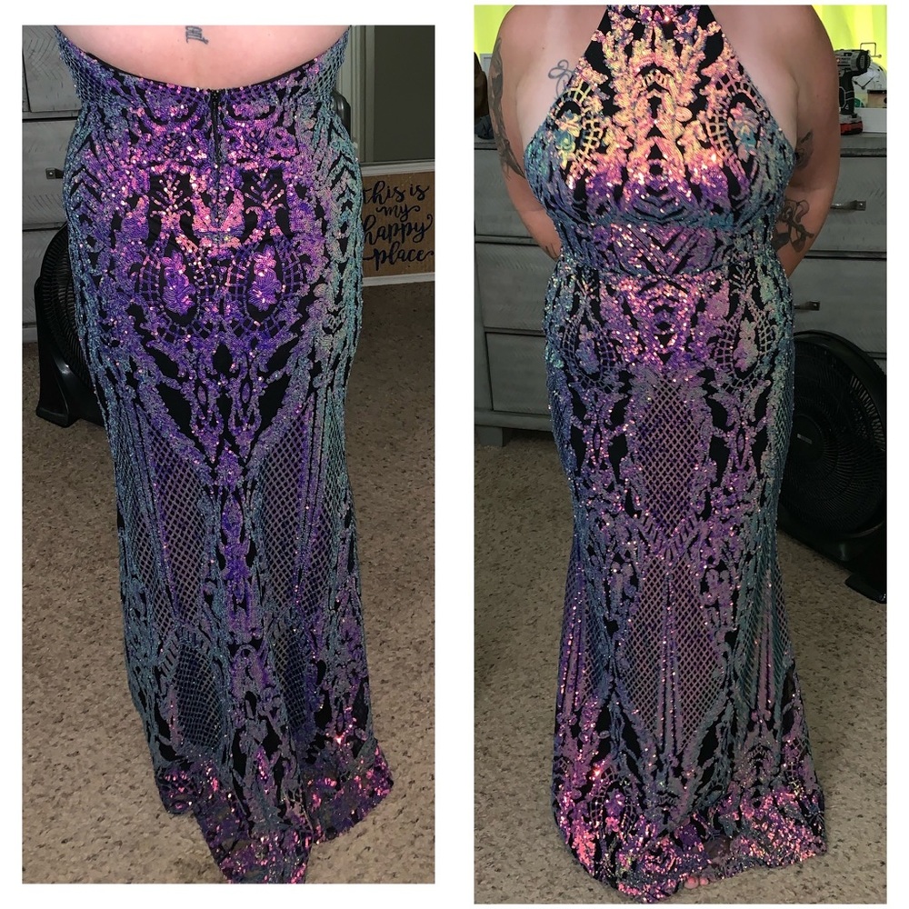 City vibe size 9 beautiful long sequin dress